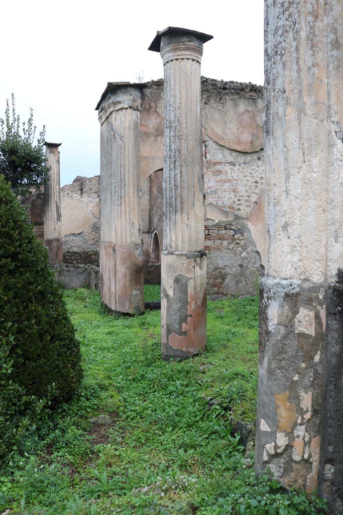 VIII.4.4, Pompeii. December 2018.
Looking north-east from south portico. Photo courtesy of Aude Durand.