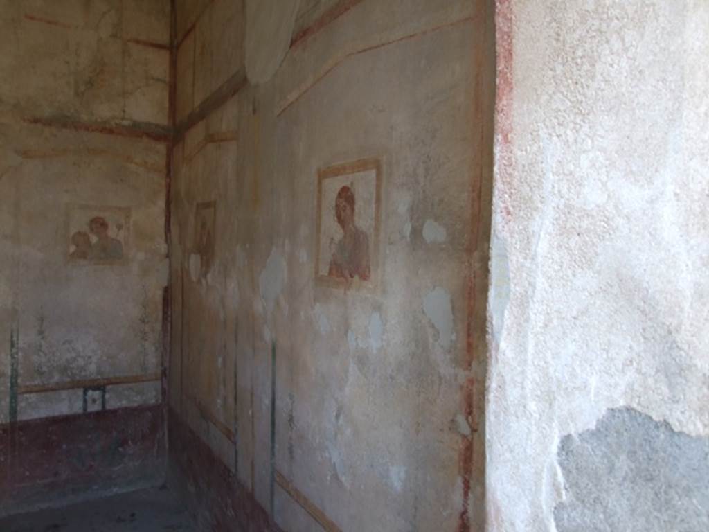 VIII.4.4 Pompeii. March 2009. Room 22, north wall of cubiculum.
