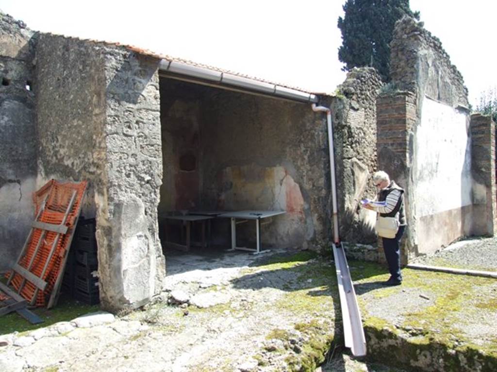 VIII.4.4 Pompeii. March 2009. Room 4. Ala on east side.