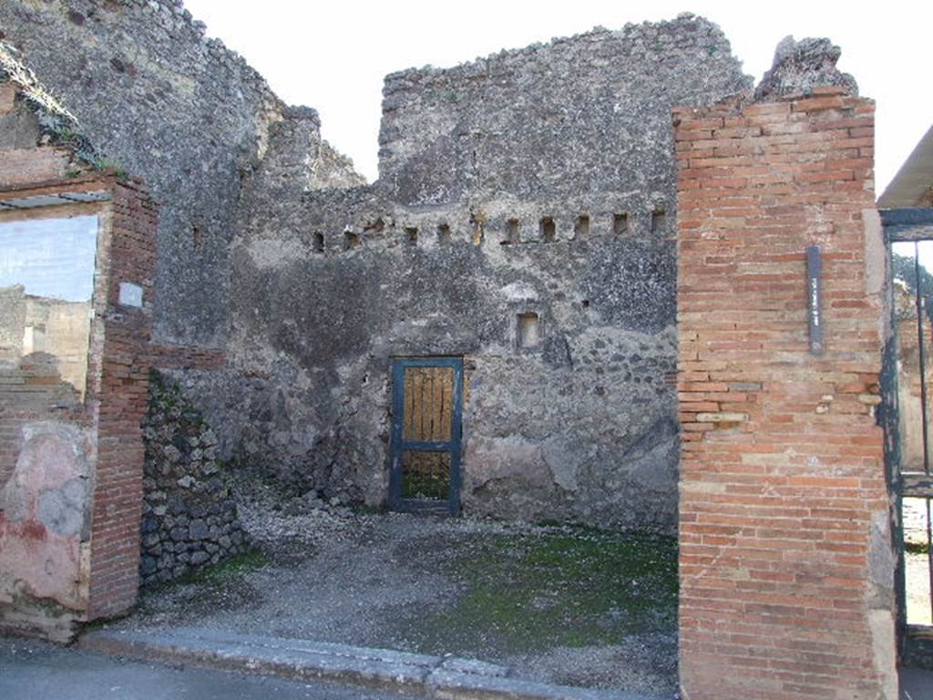 VIII.4.5 Pompeii. December 2006. Entrance. On the pilaster on the left, near VIII.4.6, painted graffiti was found in 1855.