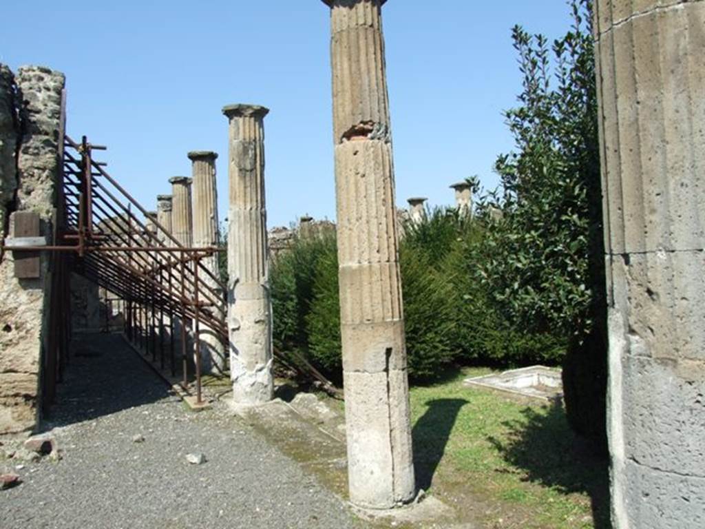 VIII.4.15 Pompeii. March 2009. Looking north along the west portico.