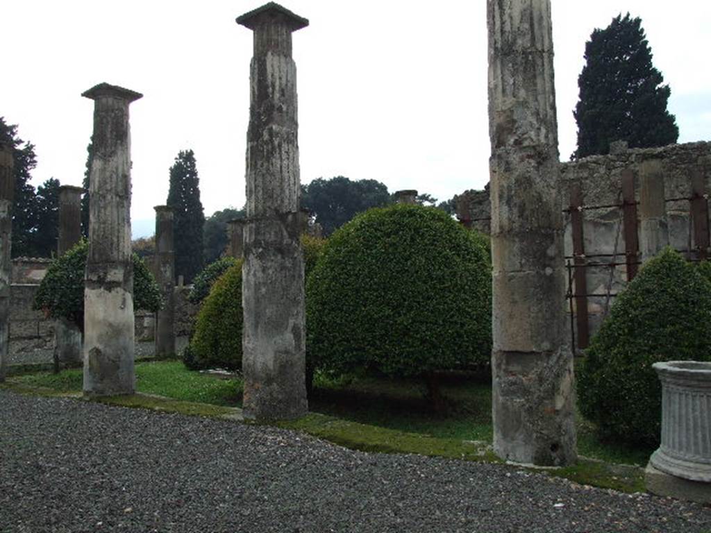 VIII.4.23 Pompeii. December 2006. View of peristyle of VIII.4.15 from VIII.4.22.