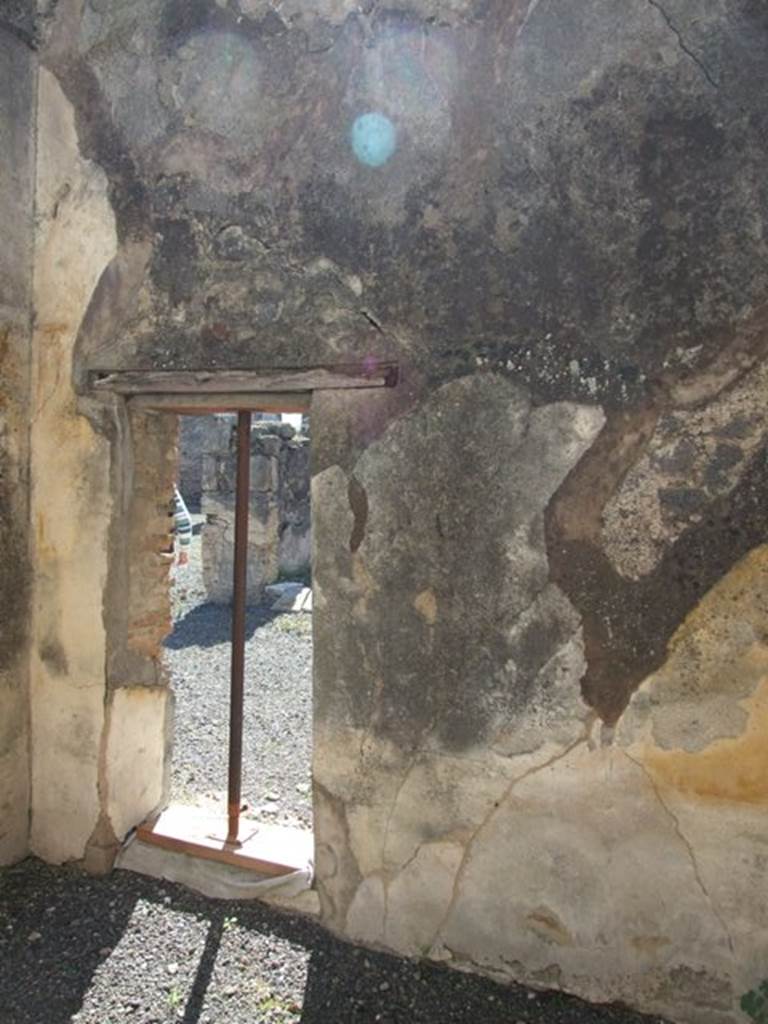 VIII.5.2 Pompeii. March 2009. Room 4. Cubiculum. South wall.