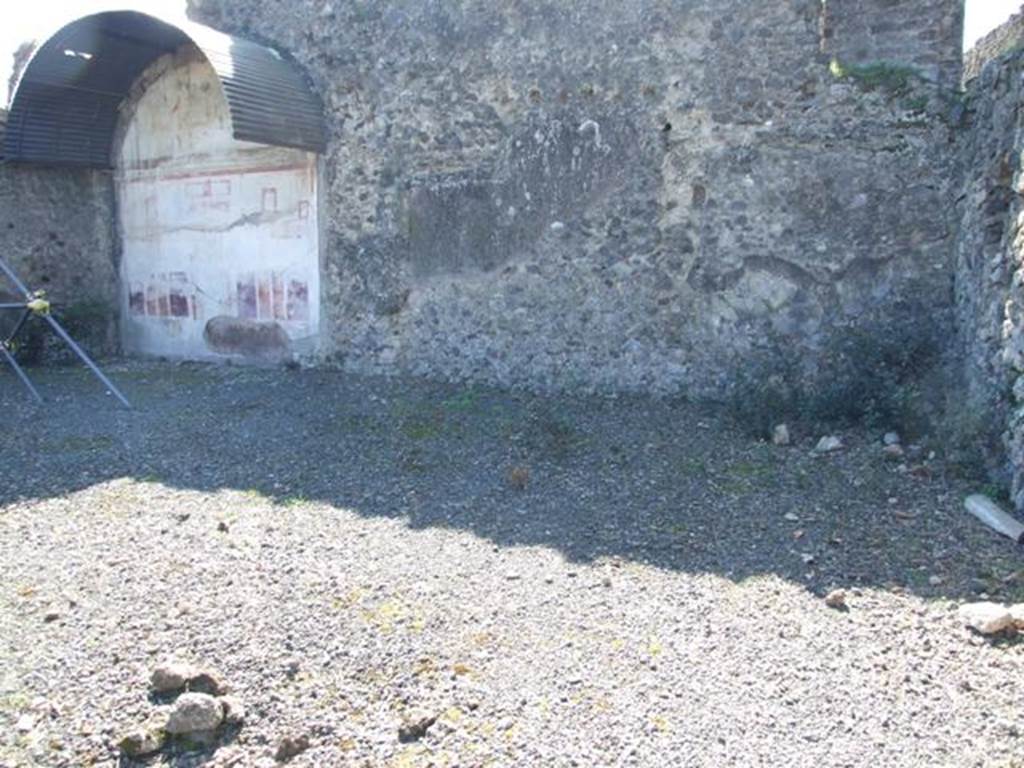 VIII.5.2 Pompeii. March 2009. Room 8, south-west corner of peristyle garden.
Originally there would have been another two rooms butting onto the south wall of the peristyle garden, on the west side of the oecus with the painted south wall, seen on left above.