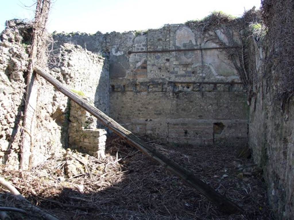 VIII.5.2 Pompeii. March 2009. Room10, in foreground, Room 11, in background.