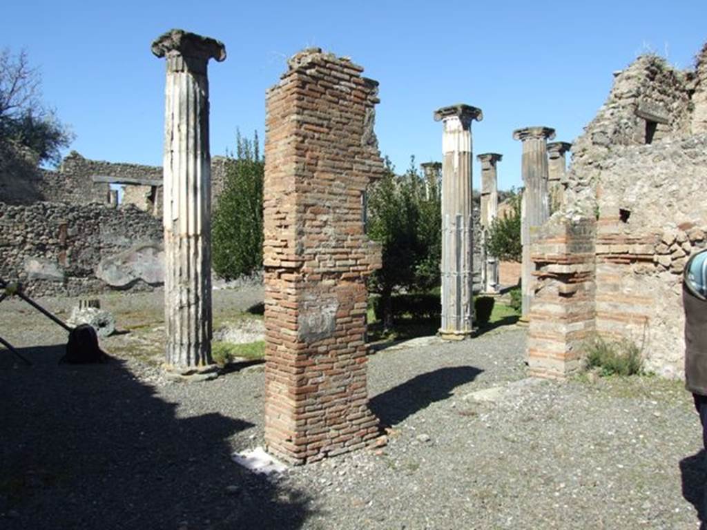 VIII.5.2 Pompeii. March 2009. Looking north west from Room 13, through the Doorway of Room 16, to the Garden.