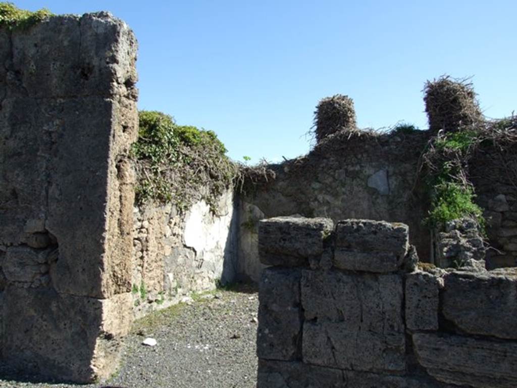 VIII.5.5 Pompeii. March 2009. Doorway to Room 35. Cubiculum.