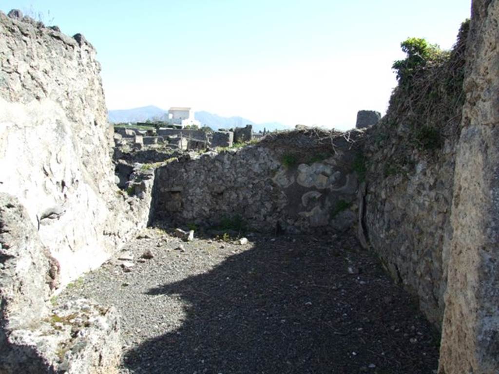 VIII.5.5 Pompeii. March 2009. Room 36. Cubiculum. Looking east.