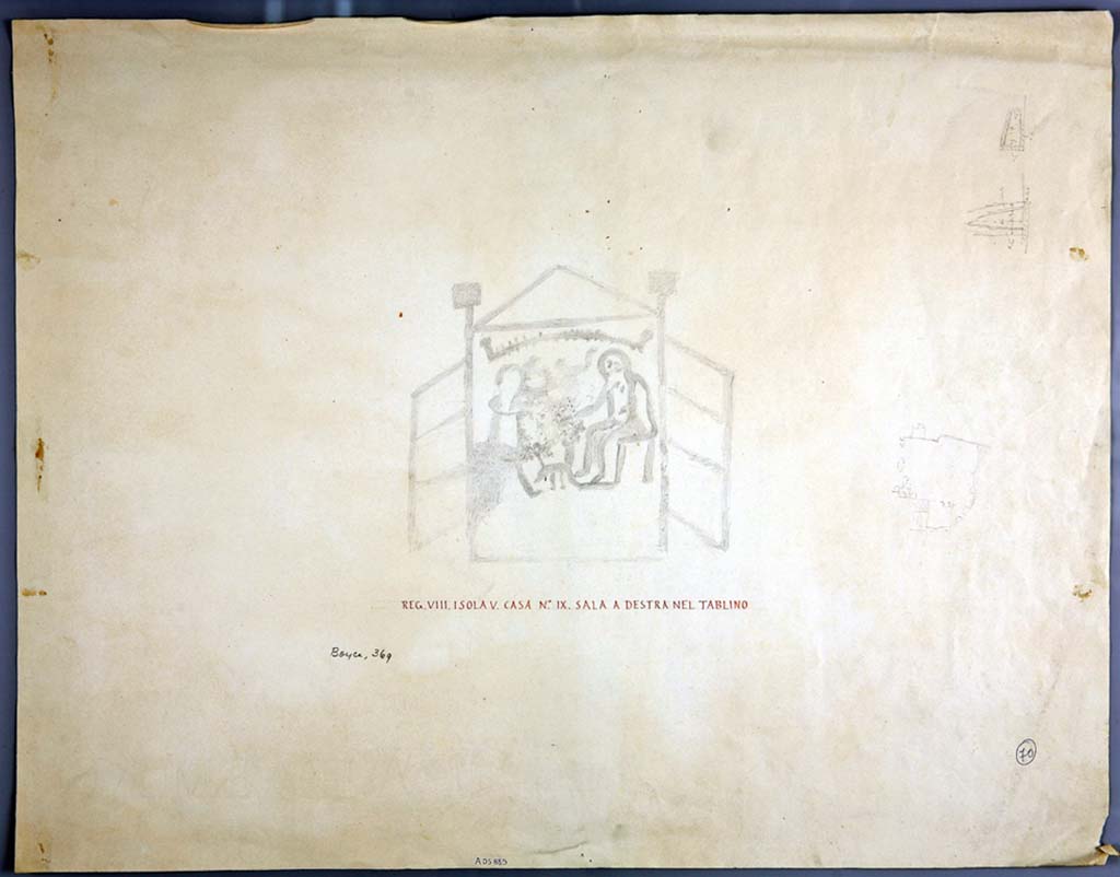 VIII.5.9 Pompeii. Room 5, anonymous drawing of painting seen on the west wall.
According to Bragantini in PPM,
“in the small room (g) was found the lararium painting with figures sitting within an aedicula of which we can get a vague idea thanks to this anonymous reproduction, of the painting, that although not signed could certainly be attributed to Geremia Discanno.”
See Carratelli, G. P., 1990-2003. Pompei: Pitture e Mosaici: Vol. VIII.. Roma: Istituto della enciclopedia italiana, (p.571)
Now in Naples Archaeological Museum. Inventory number ADS 885.
Photo © ICCD. http://www.catalogo.beniculturali.it
Utilizzabili alle condizioni della licenza Attribuzione - Non commerciale - Condividi allo stesso modo 2.5 Italia (CC BY-NC-SA 2.5 IT)