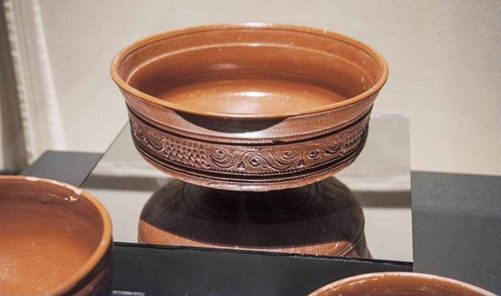 Bowl found in tablinum of VIII.5.9. Now in Naples Archaeological Museum.
Photographed at “A Day in Pompeii” exhibition at Cincinnati. Photo courtesy of Dan Pater.