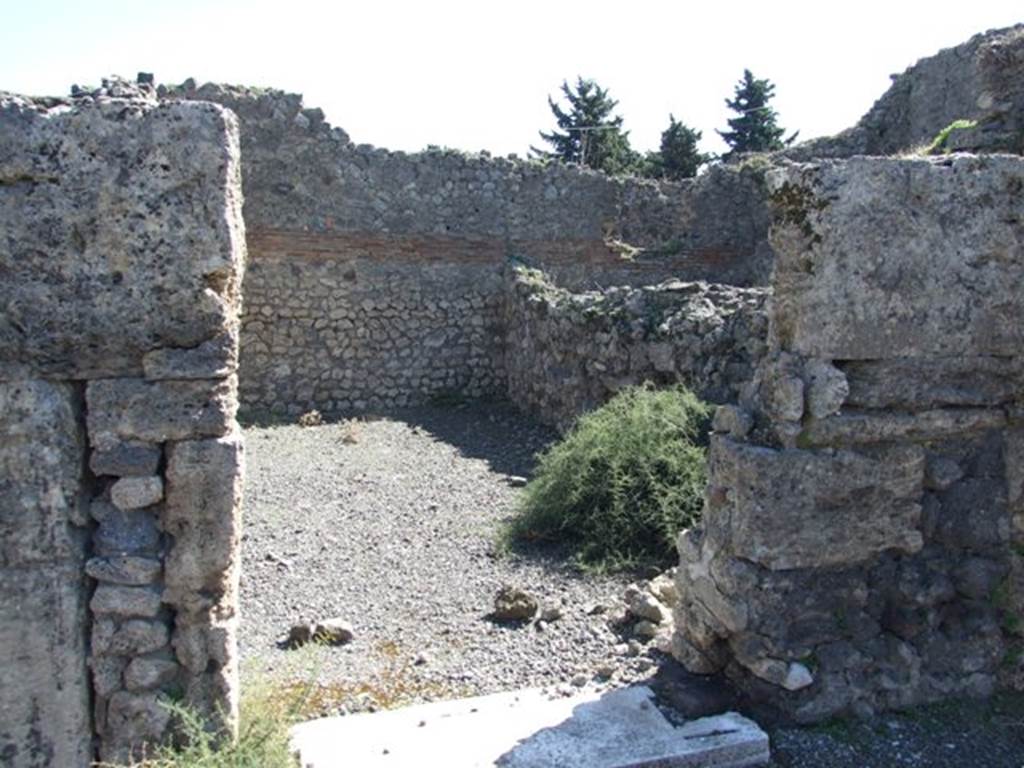 VIII.5.9 Pompeii. March 2009. Doorway to Room 10. One of two connecting rooms on east side of atrium. The other room is also linked to VIII.5.11.