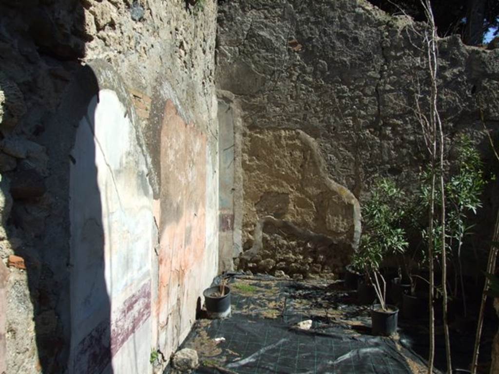 VIII.5.16 Pompeii. March 2009. Room 7. North east corner.