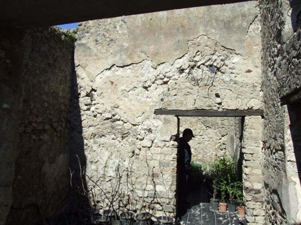 VIII.5.16 Pompeii. March 2009. Room 9, with Doorway to Room 10 and Room 11, Garden area.