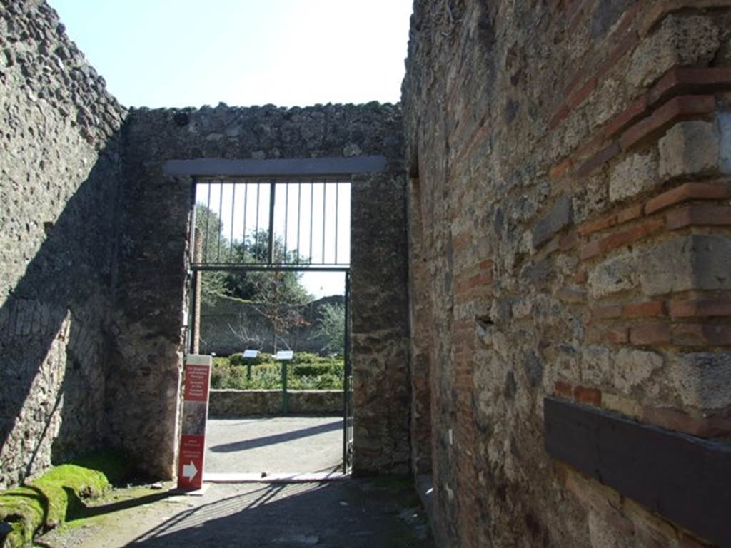 VIII.5.16 Pompeii. March 2009. Entrance.