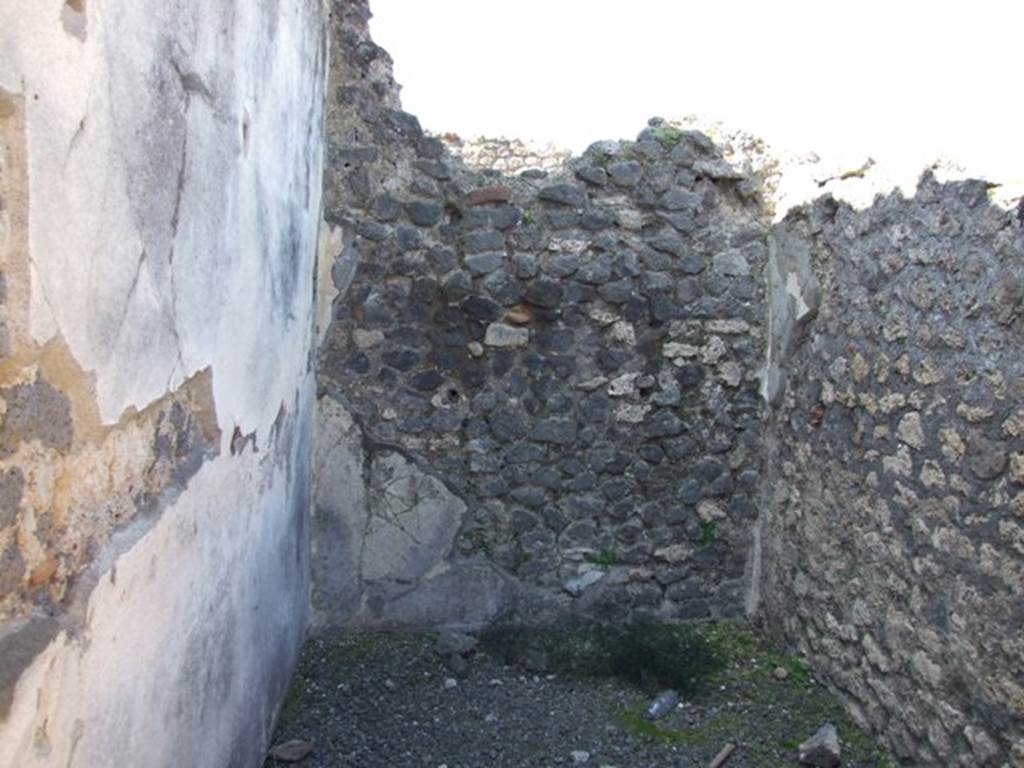 VIII.5.28 Pompeii. March 2009. Room 9. Small room or cupboard. Looking west.