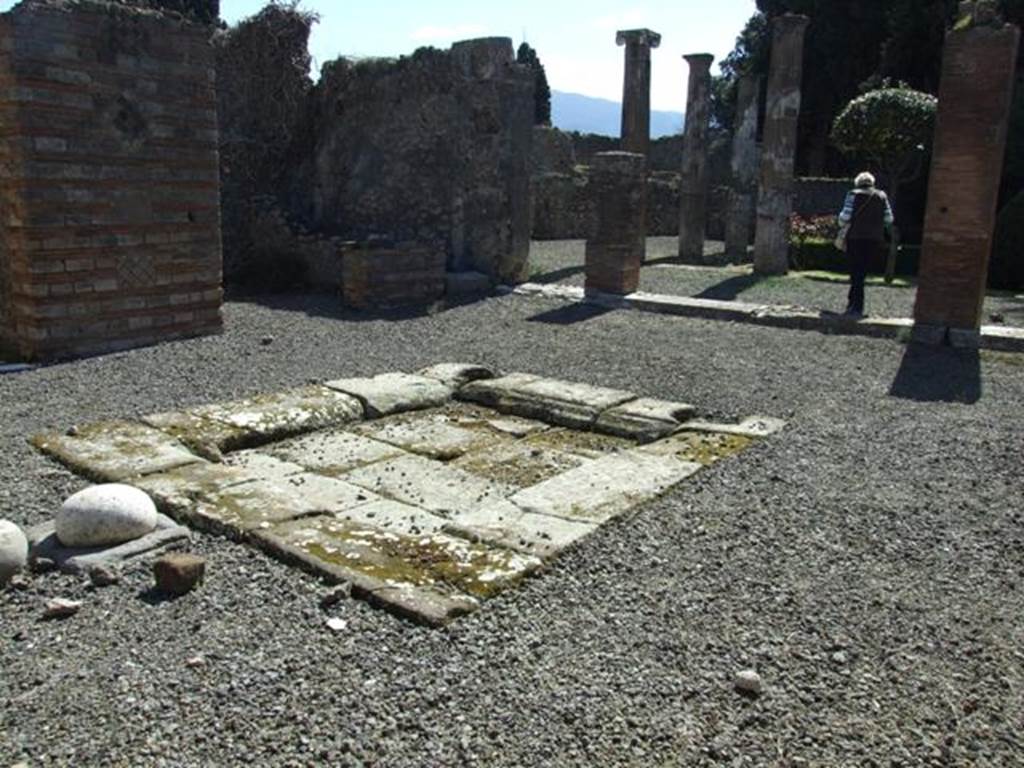 VIII.5.28 Pompeii. March 2009. Room 1, Atrium. Looking south east across Impluvium.