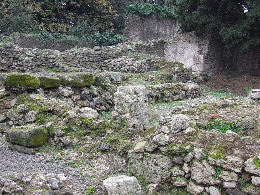 VIII.5.36 Pompeii. December 2006. Looking south towards room in south-west corner.   