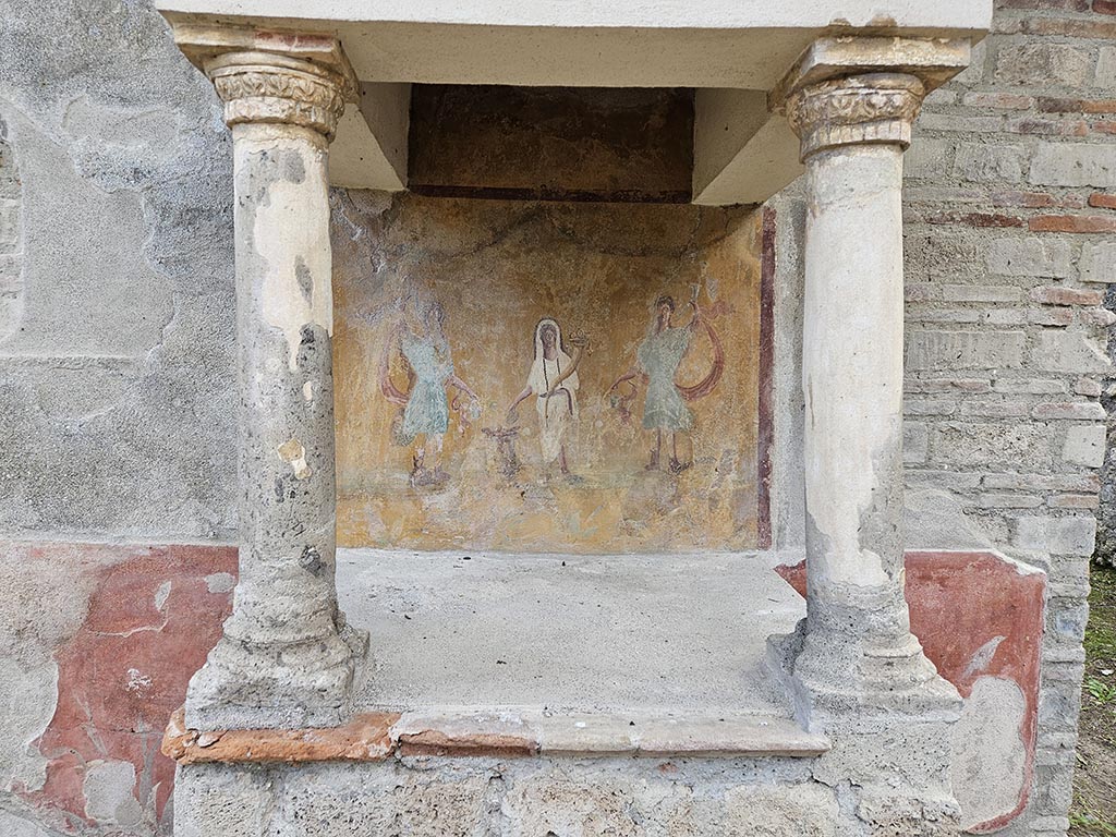 VIII.5.37 Pompeii. November 2024. Lararium painting. Photo courtesy of Annette Haug.