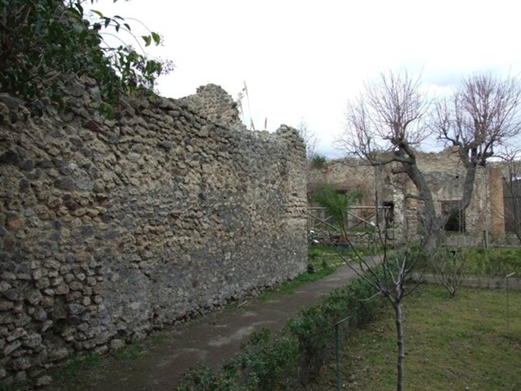 VIII.5.38 Pompeii. December 2007. West side.