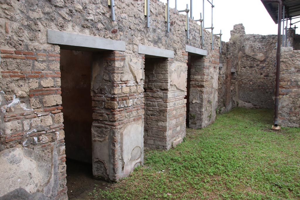VIII.5.39 Pompeii. May 2024.
Looking north along rooms on west side of atrium from entrance doorway. Photo courtesy of Klaus Heese.