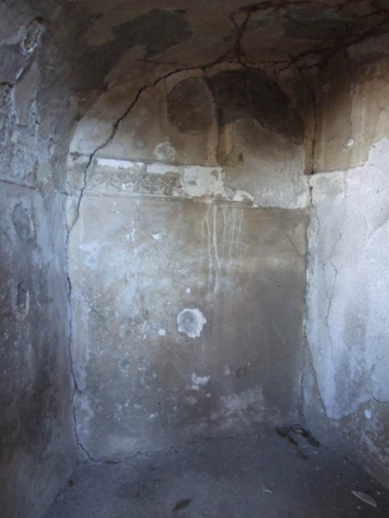VIII.6.6 Pompeii. March 2009. Niche. East wall.