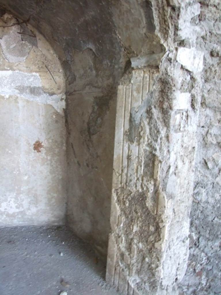 VIII.6.6 Pompeii. March 2009. Niche. West side.