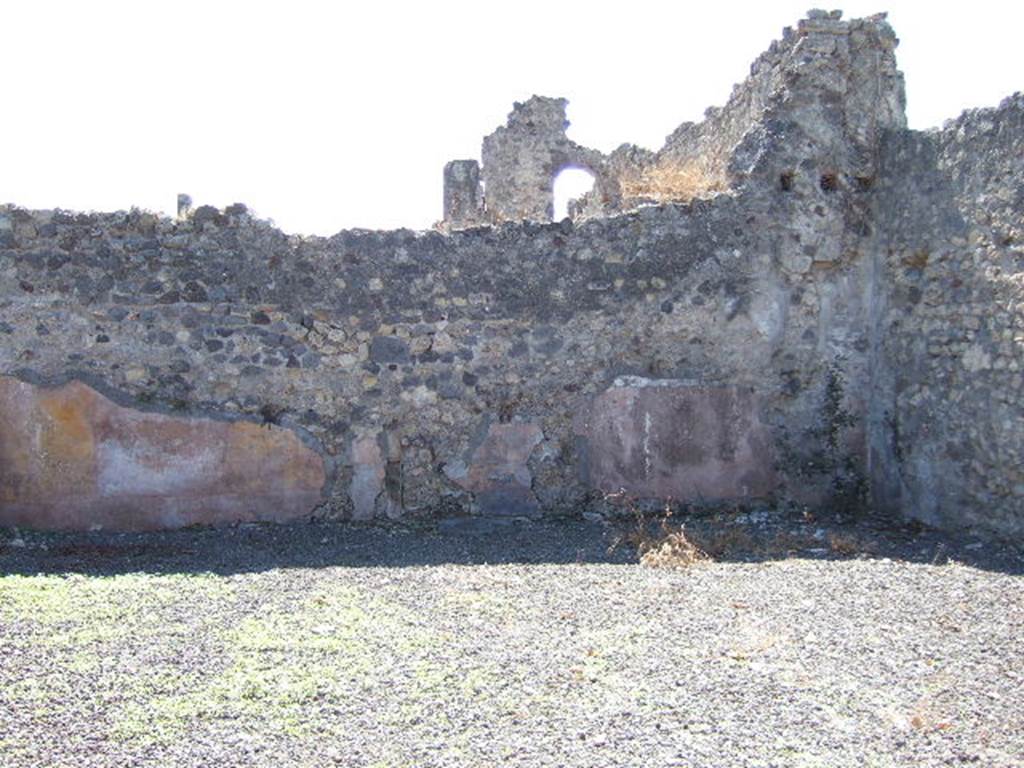 VIII.6.7 Pompeii. September 2005. Looking south from entrance.