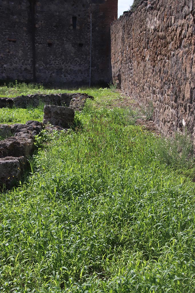 VIII.7.15 Pompeii. October 2024. Corridor, leading west. Photo courtesy of Klaus Heese.