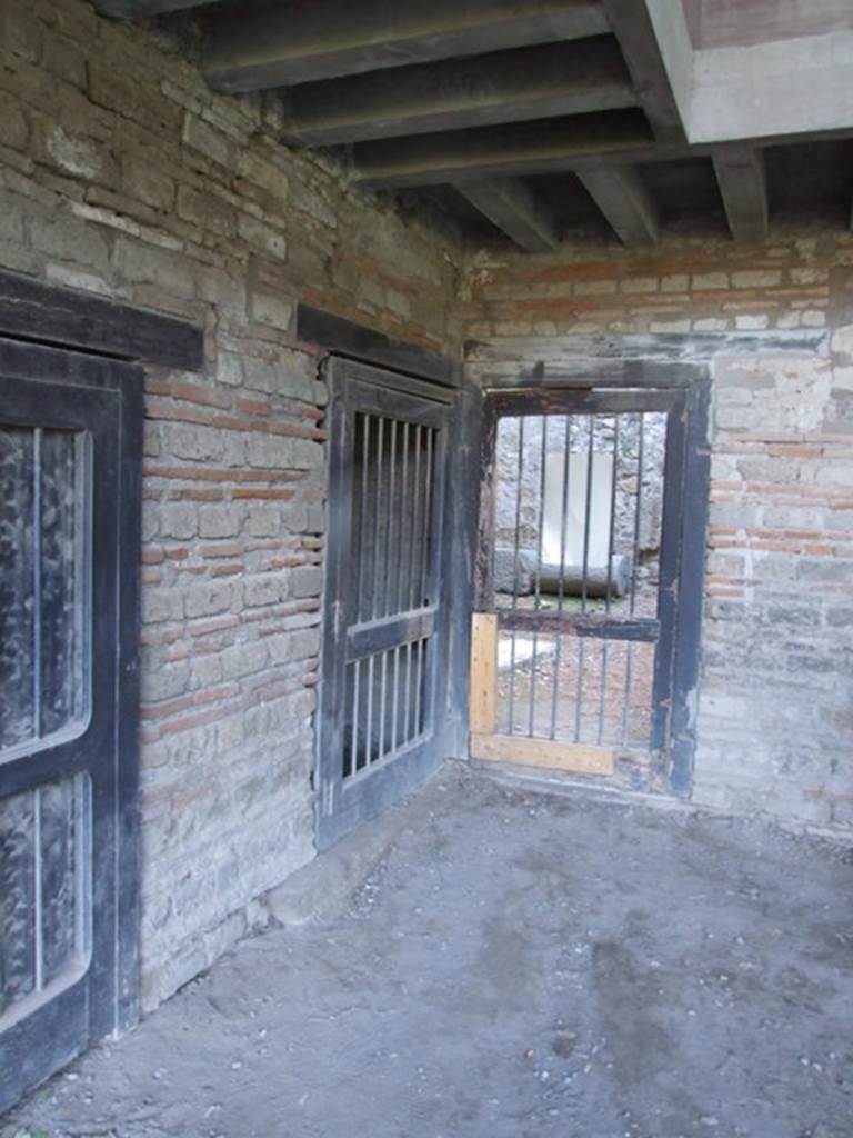 VIII.7.16 Pompeii. December 2007. Staircase on the east side and room on the south side.