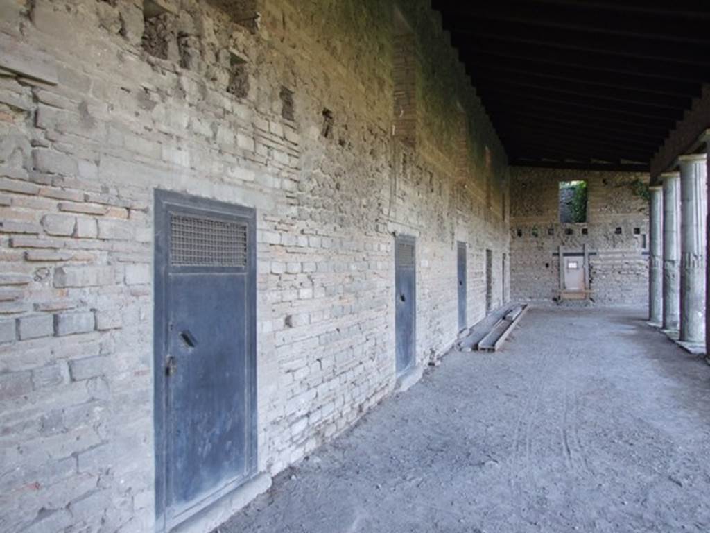 VIII.7.16 Pompeii. December 2007. Rooms on south side looking west.