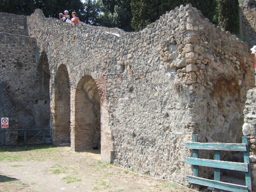 VIII.7.16 Pompeii. September 2005. North West corner.