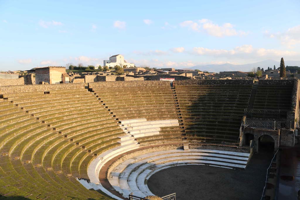 VIII.7.21 Pompeii. December 2018. Looking north-east from top of Theatre. Photo courtesy of Aude Durand.