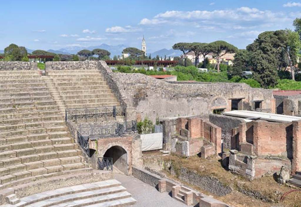 VIII.7.21 Pompeii. April 2018. Looking east across Large Theatre. Photo courtesy of Ian Lycett-King.
Use is subject to Creative Commons Attribution-NonCommercial License v.4 International.