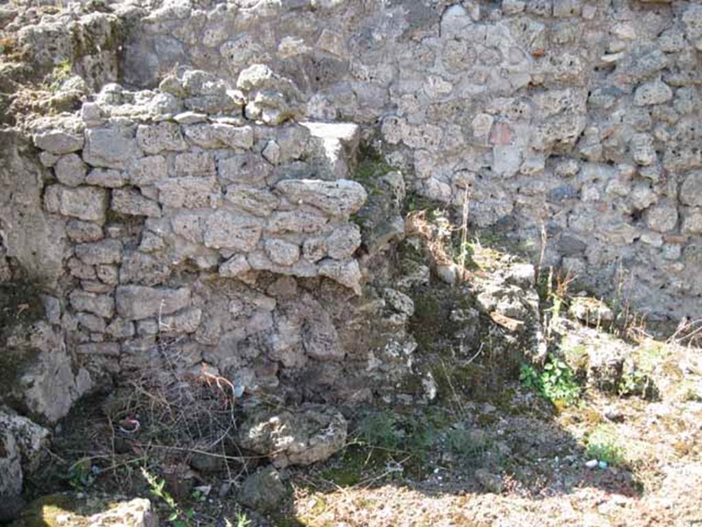 VIII.7.26 Pompeii. September 2010. Steps to upper floor, looking west.
Photo courtesy of Drew Baker.