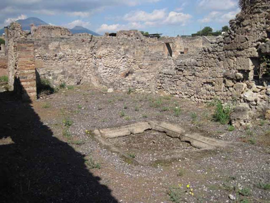 VIII.7.26 Pompeii. September 2010. Looking north across atrium from south-west corner, looking towards the tablinum. Photo courtesy of Drew Baker.