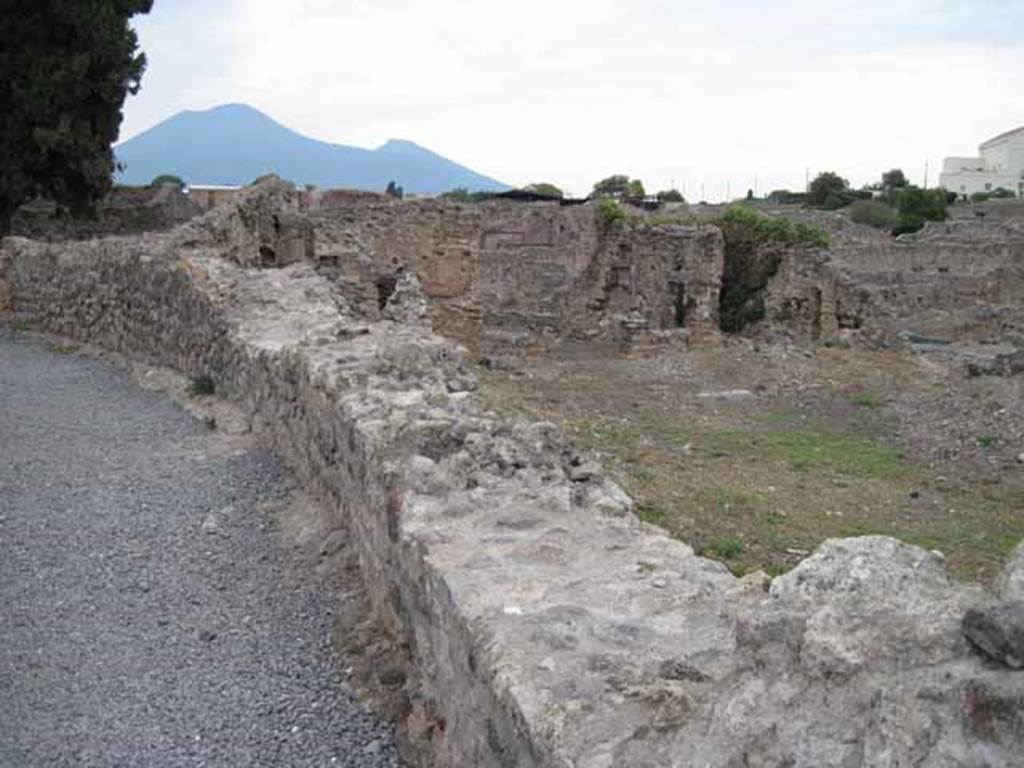 VIII.7.26 Pompeii. October 2010. View across garden of area taken from crypta of the large theatre. Photo and information courtesy of Drew Baker/Gareth Beale/Hembo Pagi