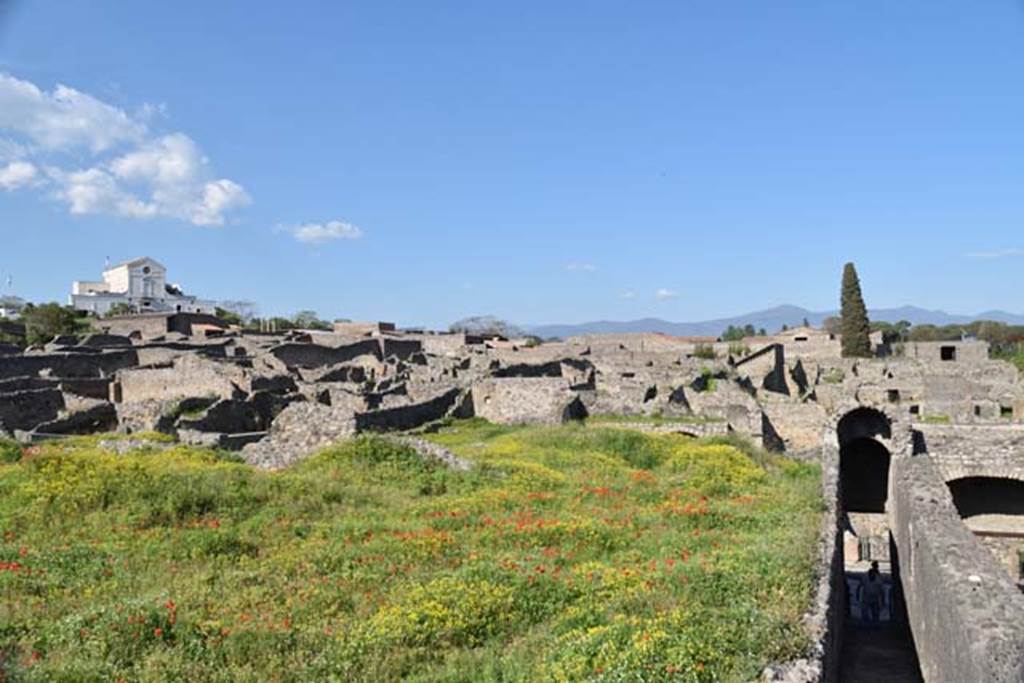 VIII.7.26 Pompeii. April 2018. Looking east across south end of garden area. Photo courtesy of Ian Lycett-King.
Use is subject to Creative Commons Attribution-NonCommercial License v.4 International.