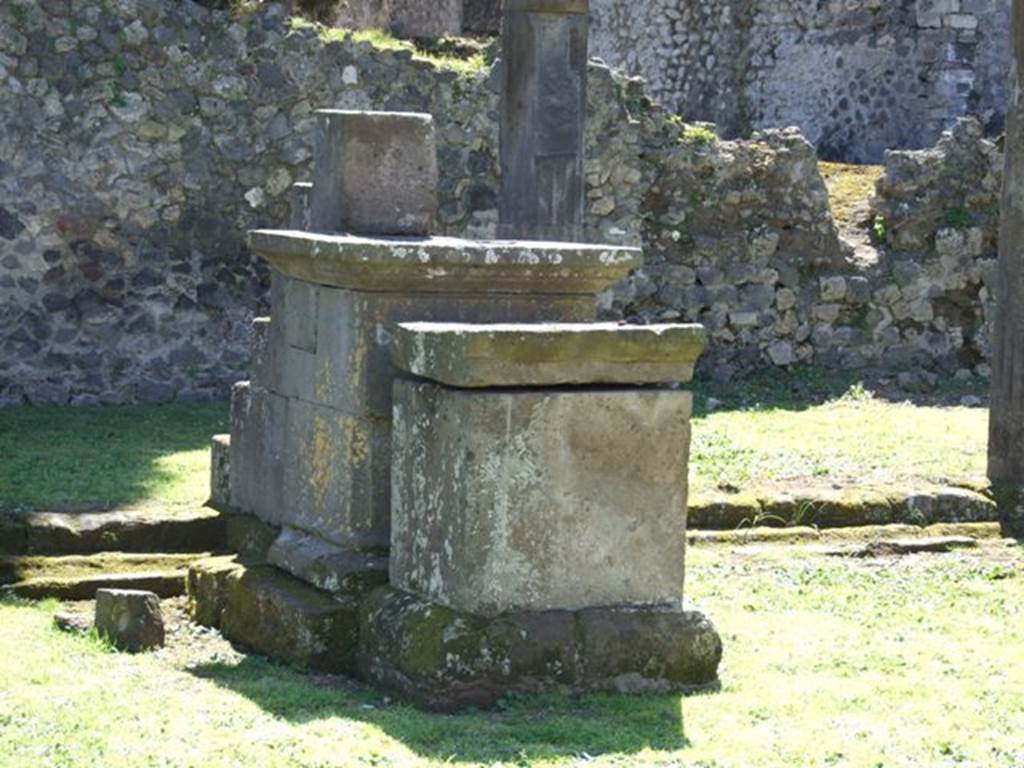 VIII.7.29 Pompeii. March 2009. North side of Table, pedestal and steps, on south side of the Colonnade.