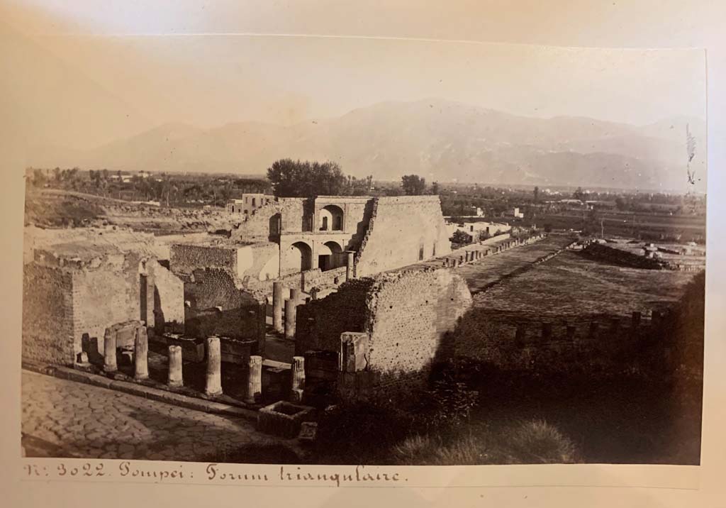 VIII.7.30 Pompeii. Looking towards the Triangular Forum and Large Theatre.
From an album of Michele Amodio dated 1874, entitled “Pompei, destroyed on 23 November 79, discovered in 1745”.
Photo courtesy of Rick Bauer.