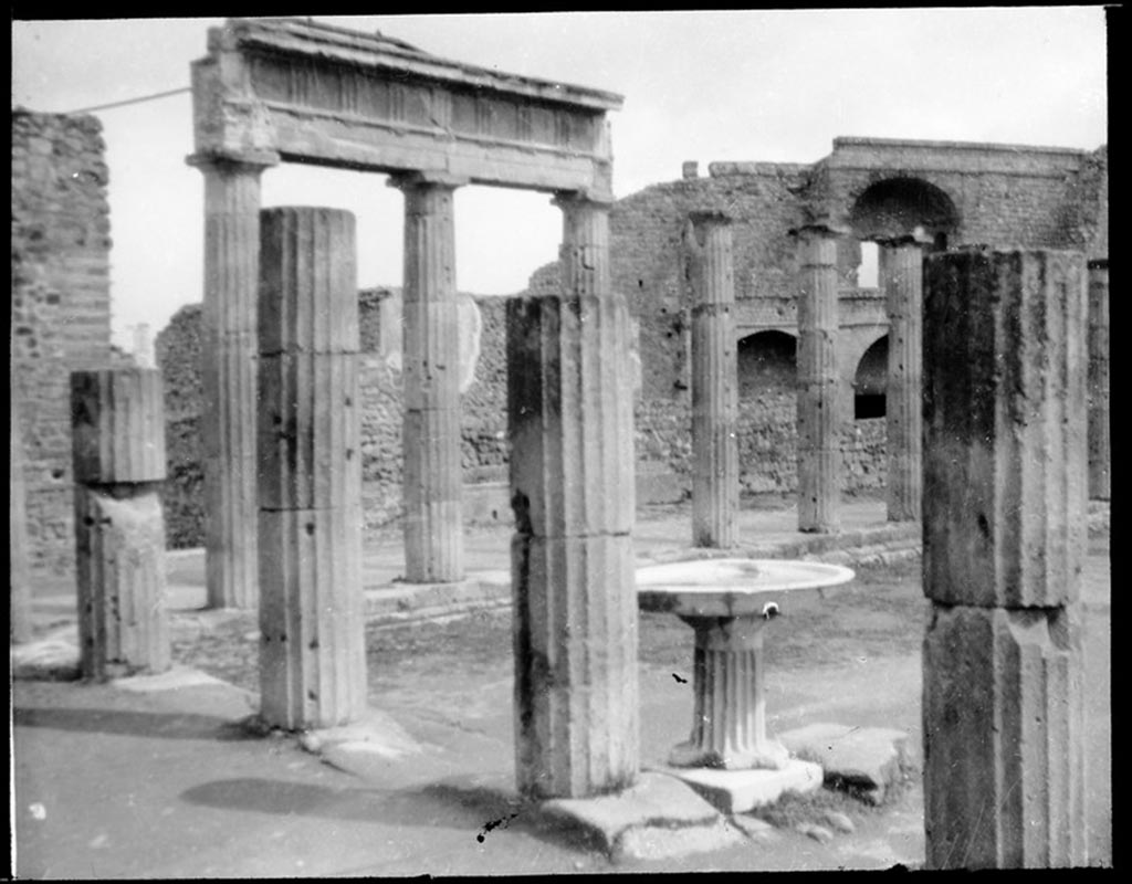 VIII.7.30 Pompeii. Triangular Forum looking east from north side. Photo by B. M. Blackwood.
Used with the permission of the Institute of Archaeology, University of Oxford. File name blackwood016 Resource ID.24612
See photo on University of Oxford HEIR database