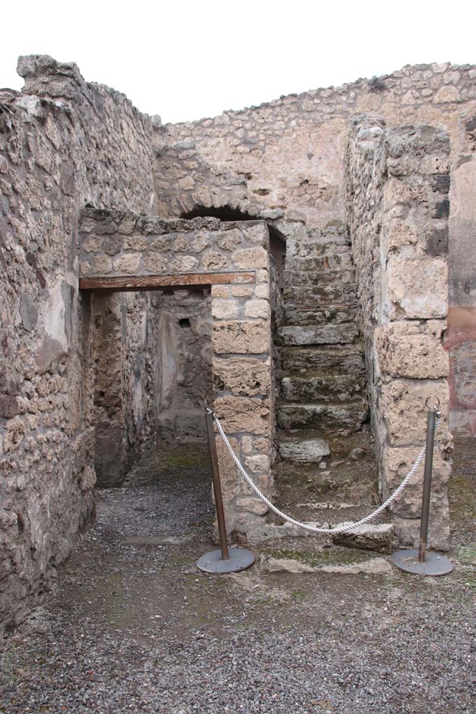 IX.1.12 Pompeii. October 2020. Looking towards corridor and stairs on nrth side of peristyle.
Photo courtesy of Klaus Heese.
