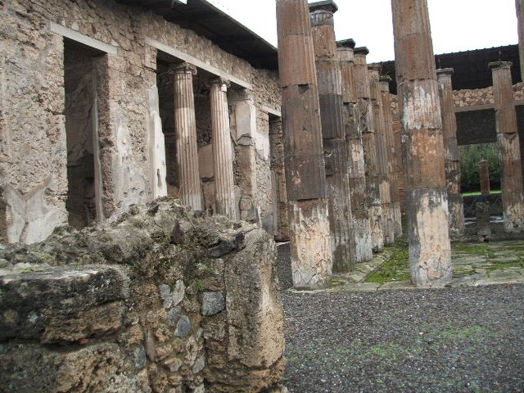 IX.1.20 Pompeii. December 2004. Room 2. Atrium and rooms on west side.