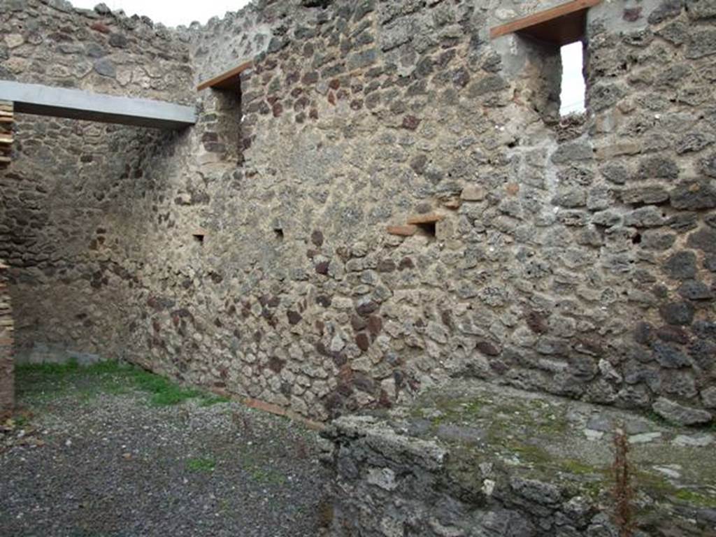 IX.1.22 House of M. Epidi Sabini. December 2007. Room 29. Private bakery area.