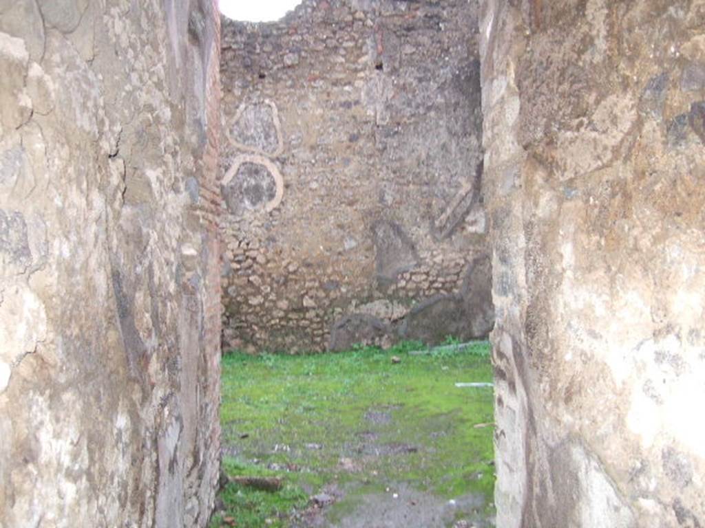 IX.2.5 Pompeii. December 2005. Looking east from corridor towards Garden.