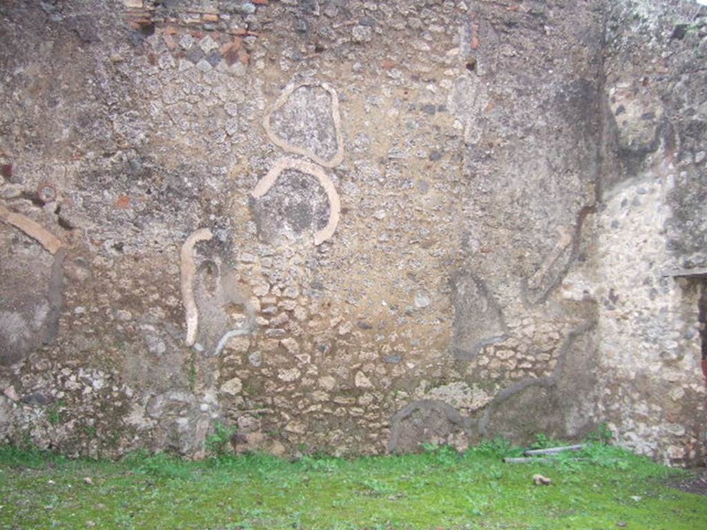 IX.2.5 Pompeii. December 2005. Looking towards east wall of garden, with doorway to cubiculum in south wall.