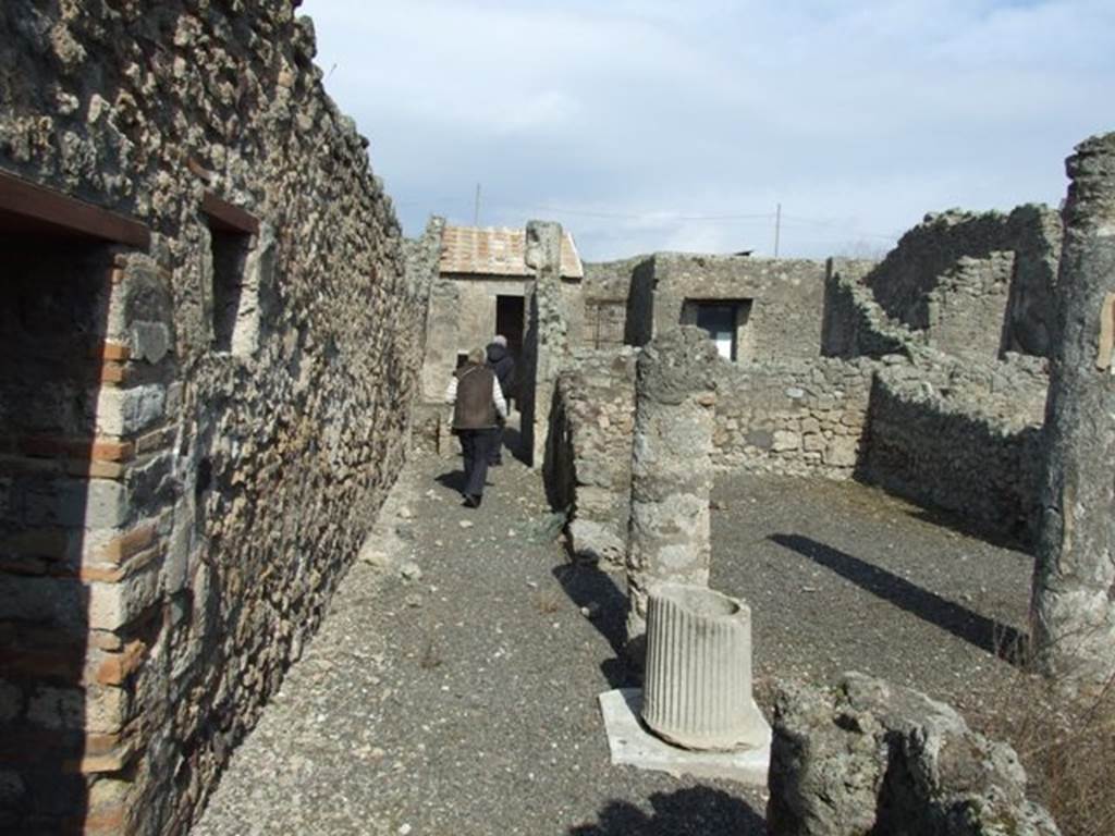 IX.2.17 Pompeii. March 2009. Room 9, Garden area. Looking east along the North Portico.