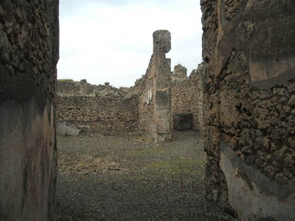 IX.2.17 Pompeii. May 2005. Room 1, Atrium and North wall of Tablinum.