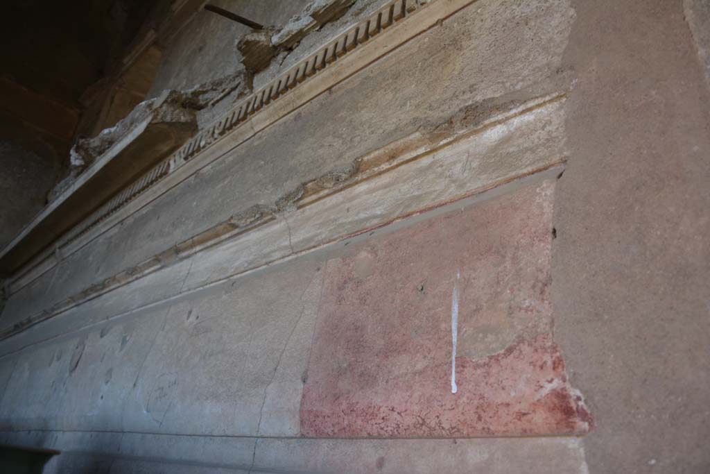 IX.2.17 Pompeii. October 2019. Room 2, detail of First Style decoration on east wall.
Foto Annette Haug, ERC Grant 681269 DÉCOR.