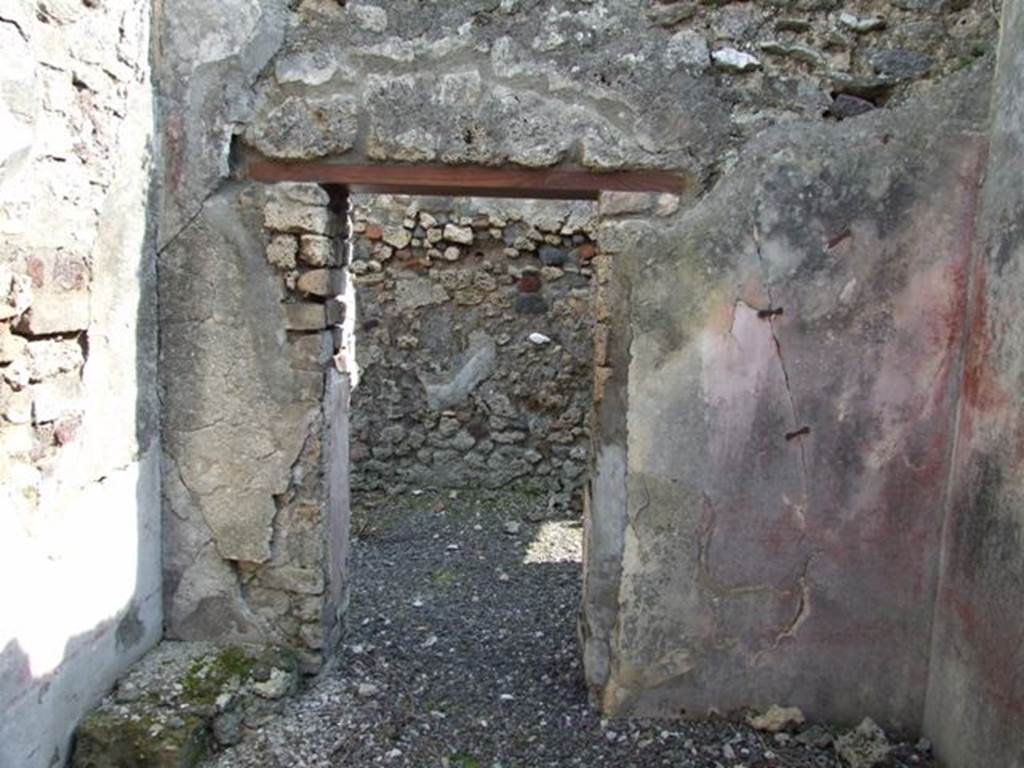 IX.2.18 Pompeii. March 2009. Room 10. Triclinium, South wall.