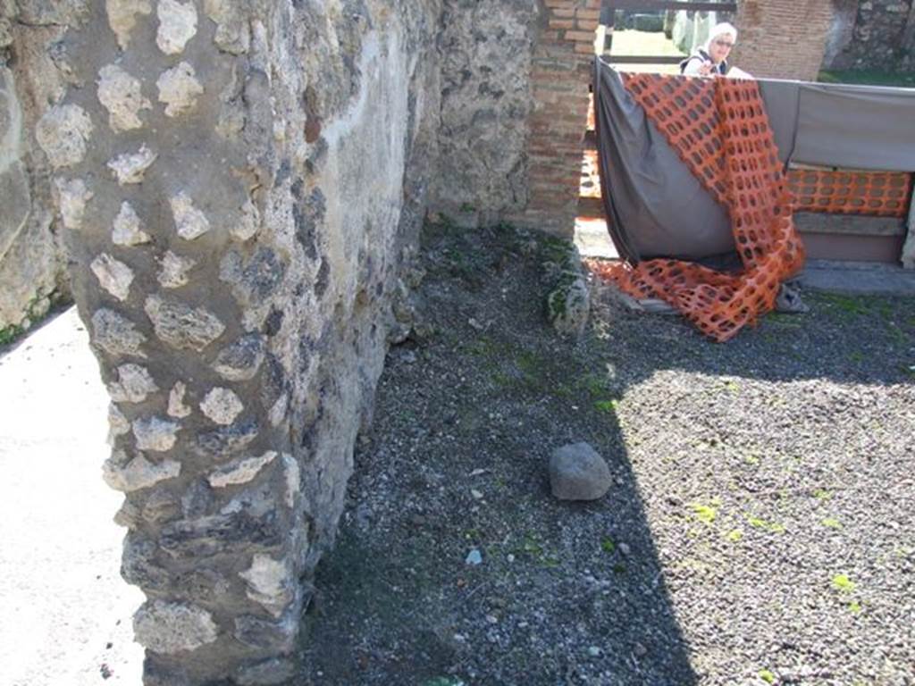 IX.3.1 Pompeii. March 2009. Looking west into workshop. South-west corner with site of steps to upper floor, latrine and gastrum urinarium in corner behind. See Eschebach, L., 1993. Gebäudeverzeichnis und Stadtplan der antiken Stadt Pompeji. Köln: Böhlau. (p412).